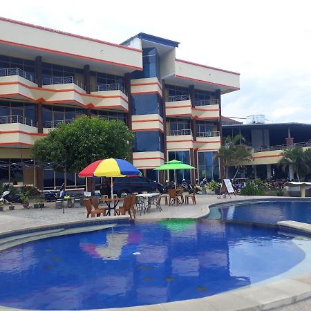 Bukit Kenari Hotel & Restaurant Parepare Екстериор снимка