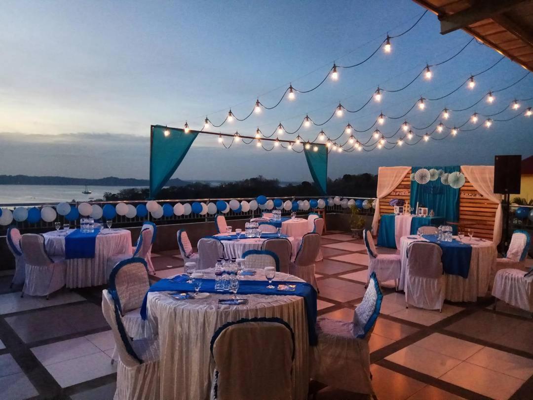 Bukit Kenari Hotel & Restaurant Parepare Екстериор снимка