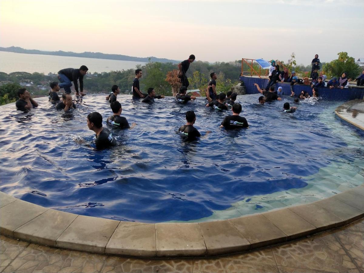 Bukit Kenari Hotel & Restaurant Parepare Екстериор снимка