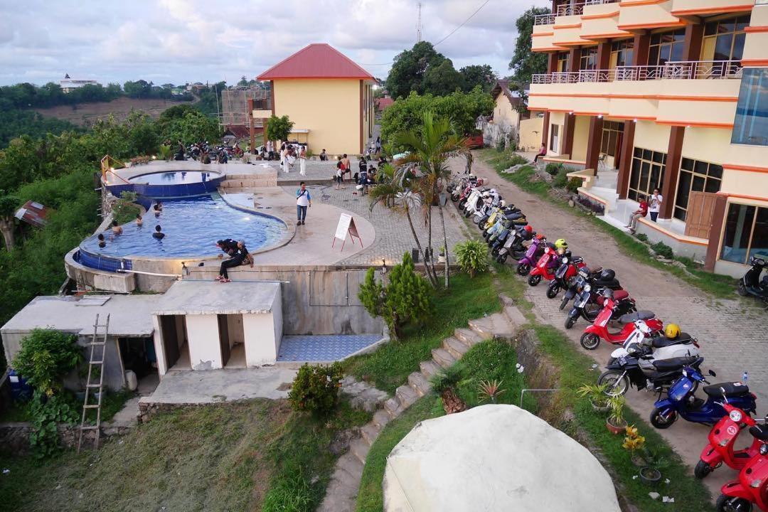 Bukit Kenari Hotel & Restaurant Parepare Екстериор снимка