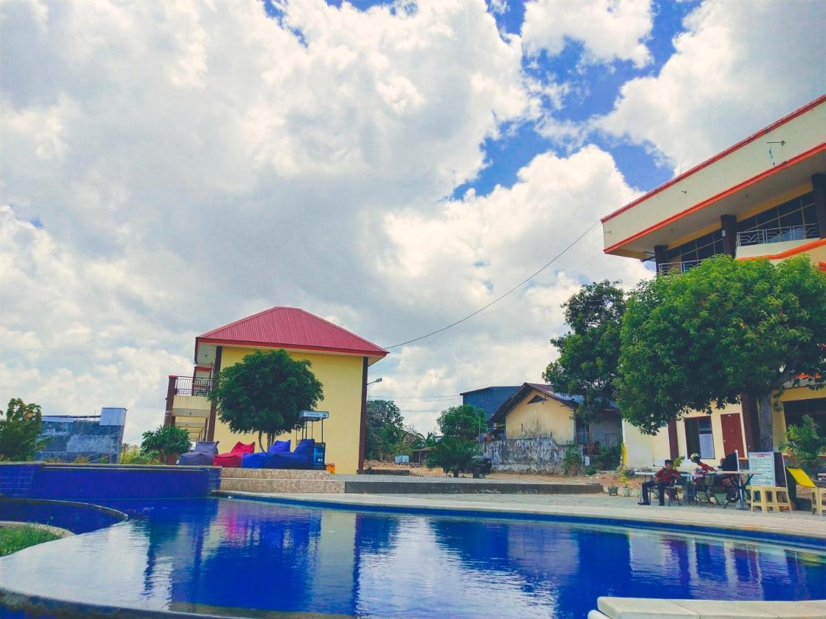 Bukit Kenari Hotel & Restaurant Parepare Екстериор снимка